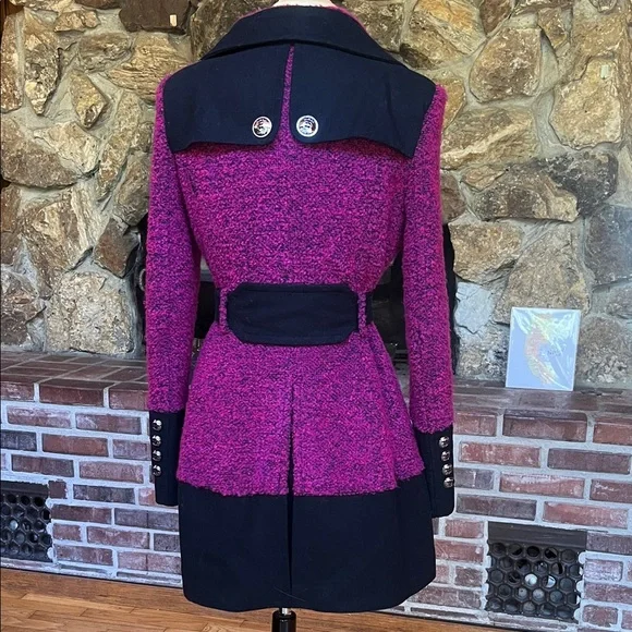 Black Rivet Fuchsia and Black Button Down Coat - Picture 4 of 13